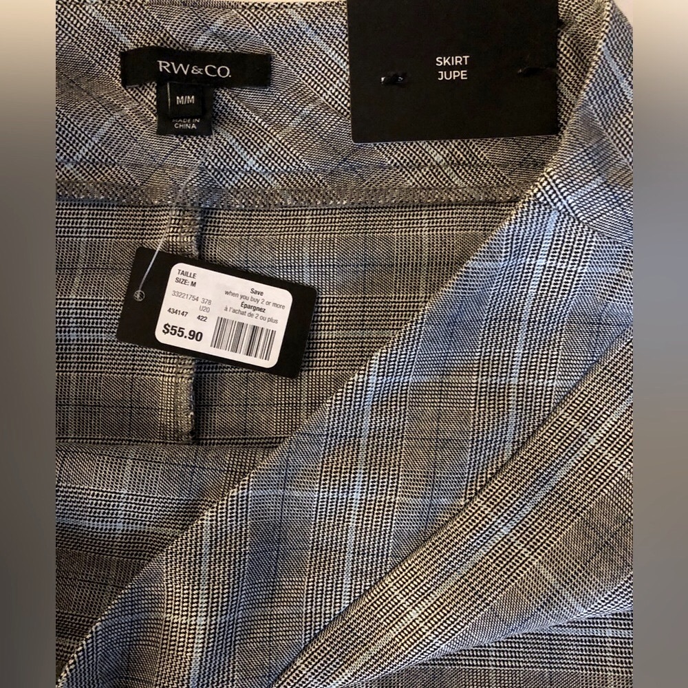 RW & CO NWT GREY PULL-UP PLAID SKIRT- SZ MEDIUM